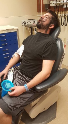 Вейпер лишился 7 зубов, получил ожоги и сломал раковину из-за взрыва парогенератора