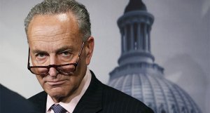 СМИ: Сенаторы намерены запретить Трампу снимать санкции с России без одобрения конгресса