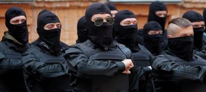 Против пяти россиян, причастных к «Правому сектору», возбуждено уголовное дело