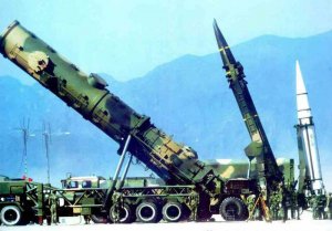 СМИ: Китай разместил межконтинентальные ракеты DF-41 у границы с Россией