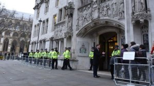 Верховный суд Британии запретил правительству запускать "брексит"