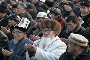 Казахские мусульмане ограничили скорость секса до 5 метров в секунду и призвали мужчин смириться с размерами половых органов