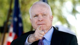 Маккейн призвал Трампа помочь Украине в Донбассе