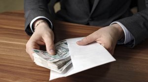 Борцы с коррупцией увольнению не подлежат