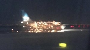 Самолет загорелся при взлёте в аэропорту Нью-Йорка