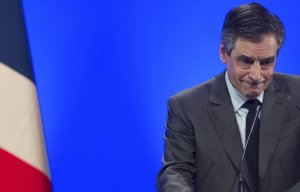 Большинство французов не желают поддерживать кандидатуру Фийона. Они хотели бы видеть на месте кандидата в президенты Алена Жюппе, но он «ни при каких обстоятельствах не выдвинет своей кандидатуры»