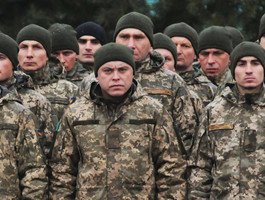 Киев стянул к линии соприкосновения 90 тысяч бойцов