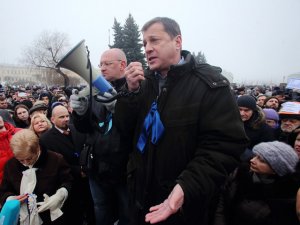 Депутата Милонова требуют привлечь за экстремизм и провести ему психиатрическую экспертизу