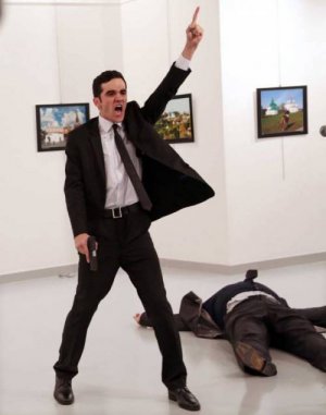Снимок убийцы Андрея Карлова стал победителем World Press Photo
