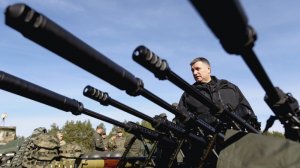 "Самая сильная армия в Мире" - угрожает России и Европе