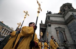 Минкультуры: РПЦ придется вводить ограничение на посещения Исаакия