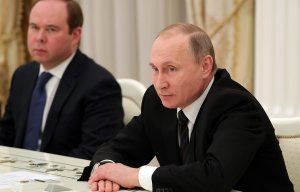 Путин назвал ротацию губернаторов естественным процессом