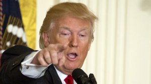 Трамп назвал несколько американских СМИ врагами народа