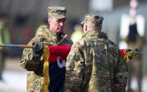 В Польше 26 генералов и 260 офицеров оставили службу в знак протеста — СМИ