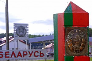 В Белоруссии критикующих власти писателей и журналистов признали тунеядцами