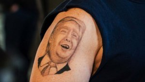 ТРАМП НАПОЛНЯЕТ ТЮРЬМЫ