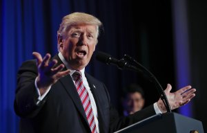 Ведьмы в США объединяются, чтобы "изгнать" Трампа