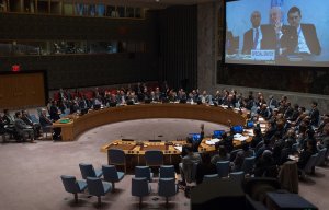 Россия и Китай наложили вето на резолюцию СБ ООН с санкциями в отношении Сирии  (Документ, подготовленный Великобританией и Францией, набрал минимально необходимые для принятия девять голосов)