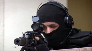 Снайпер случайно открыл стрельбу во время выступления Олланда