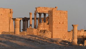 Сирийская армия выбила боевиков ИГ из исторической цитадели Пальмиры