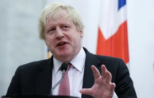 Глава МИД Великобритании посетит Москву в ближайшие недели