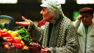 Более 70% россиян говорят о росте цен на продукты в 2017 году, «говорить о кардинальных изменениях — это обманывать себя»