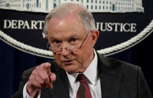 Минюст США попросил Россию выдать троих хакеров без договора об экстрадиции