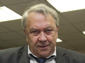 [Смута] Смертельное РАНение российской науки: академики в растерянности, Фортов в больнице. В РАН назвали имена тех, кто инициировал скандал с выборами главы Академии наук
