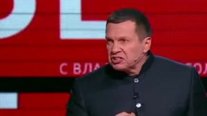 «Сопляк, рот свой грязный вымой». Владимир Соловьёв не смог сдержать эмоций из-за раскрашенной в зелёный "Родины-матери"