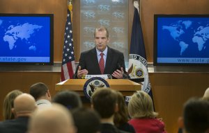 Госдеп призвал отпустить задержанных участников незаконных акций в РФ