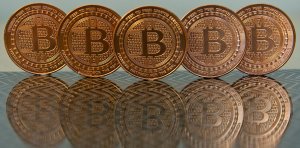 Биткойну угрожает распря по поводу "прокрустовых" 8 транзакций на блок