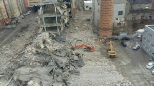Обрушившийся дом в Воронеже снёс стену у стоящего рядом бизнес-центра