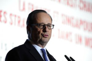 Хакеры взломали Фейсбук президента Франции Олланда