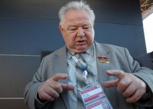 В ночь на 8 апреля умер советский космонавт Георгий Гречко. Ему было 85 лет.