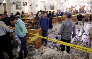 В Вербное воскресенье в двух христианских храмах Египта произошли взрывы, жертвами стали 44 человека, более 100 получили ранения