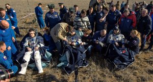 Экипаж МКС из трех космонавтов благополучно вернулся на землю после 170 суток в космосе