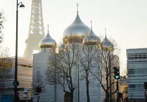 В Свято-Троицком соборе Парижа состоялось первое пасхальное богослужение