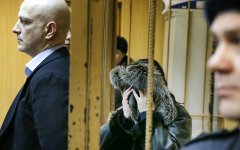 Обвиняемая в хищении 114 млрд руб. экс-глава Внешпромбанка признала вину и попросила рассмотрения дела в особом порядке