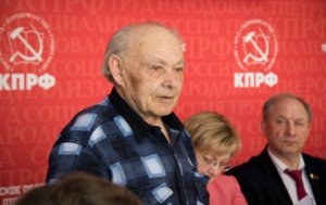 Пенсионеру, который отправил Медведеву 60 рублей, вернули его деньги