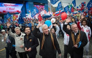 На провластных шествиях 1 мая горожанам предложат переехать на Дальний Восток