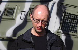 Россия отправила в Интерпол запрос на розыск Яценюка