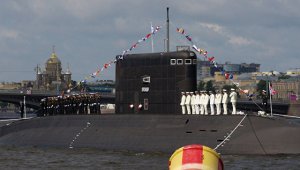 Ненашев опроверг сообщения СМИ об отмене морского парада в Санкт-Петербурге