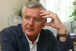 Экс-глава МИД  Латвии: "....государства больше нет. Есть территория"  (Янис Юрканс: «За 27 лет независимости мы разворовали эту страну»)