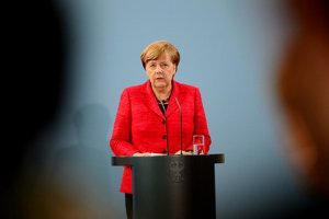 Меркель пригрозила Лондону санкциями в случае ограничения свободы передвижения. Великобритания заплатит, если после выхода из ЕС ограничит свободу передвижения для граждан Евросоюза