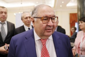 Навальный пригласил Усманова на дебаты