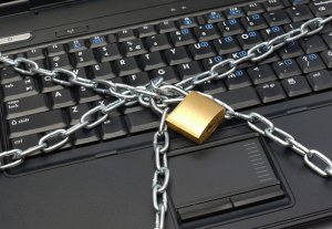 Facebook и Google+ значительно увеличили охват аудитории на Украине