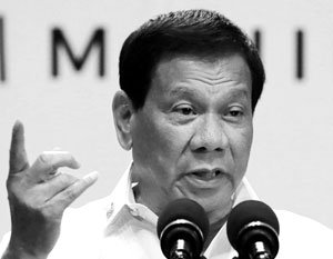 Дутерте прокомментировал возможность создания военного альянса с Москвой и Пекином