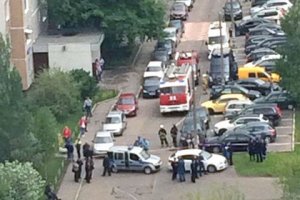 СМИ сообщили о бомбе в жилом доме на западе Москвы