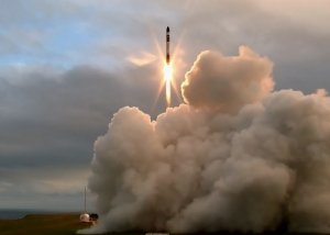 Запущенная компанией Rocket Lab ракета до околоземной орбиты долететь не смогла