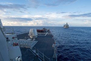 Китай призвал США прекратить провокации в районе Южно-Китайского моря